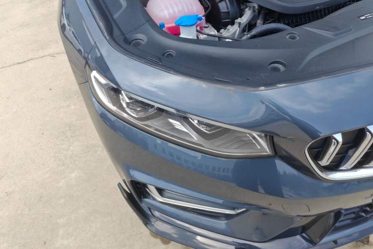 Used Geely Auto Preface 2025 Dongfang Yao 2.0TD Jin Chao Edition Right Front Headlight