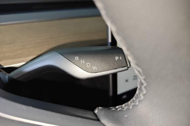 Used Tesla Model Y 2022 Rear-Wheel-Drive Version
