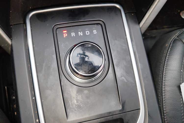 Used Land Rover Discovery Sport 2018 240 PS SE Version