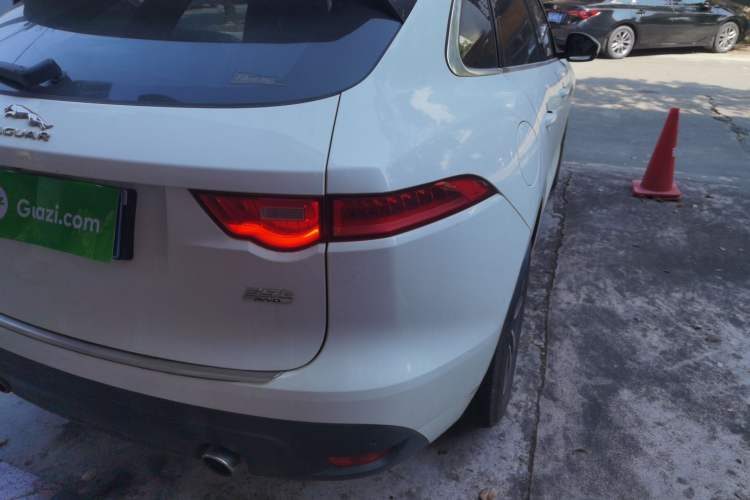 Used Jaguar F-PACE 2016 3.0 SC Four-Wheel Drive R-Sport Sport Edition
