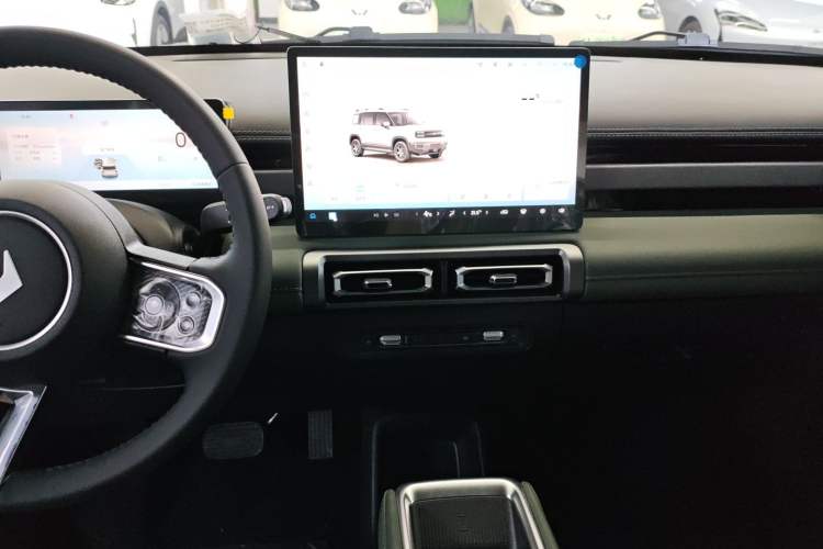 Used Baojun Spark EUV 2026 Model 401km Flagship Edition
