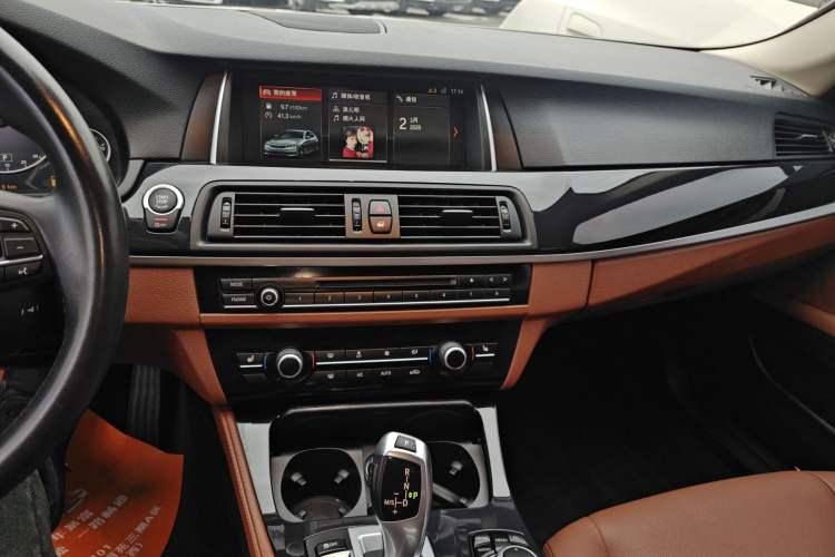 Used BMW 5 Series 2017 520Li Elegant Edition
