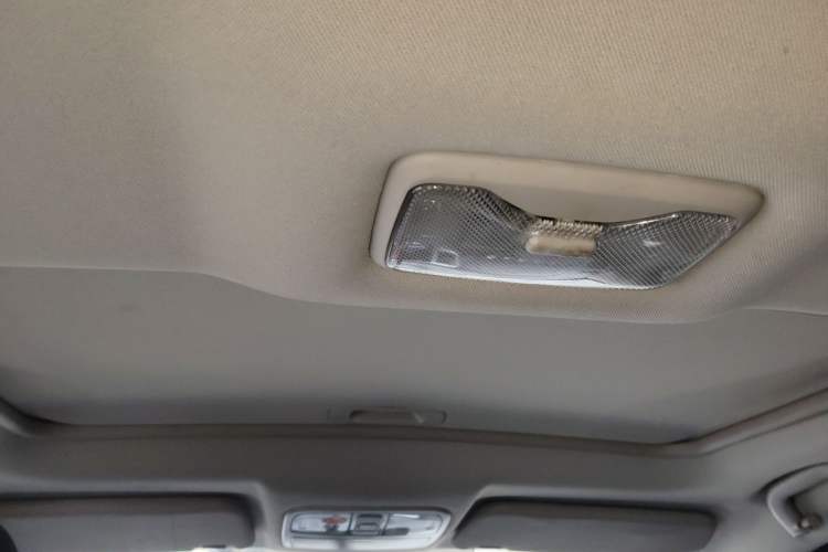 Used CHANGAN CS35 2015 1.6L Manual Luxury Model China IV Standard Headliner