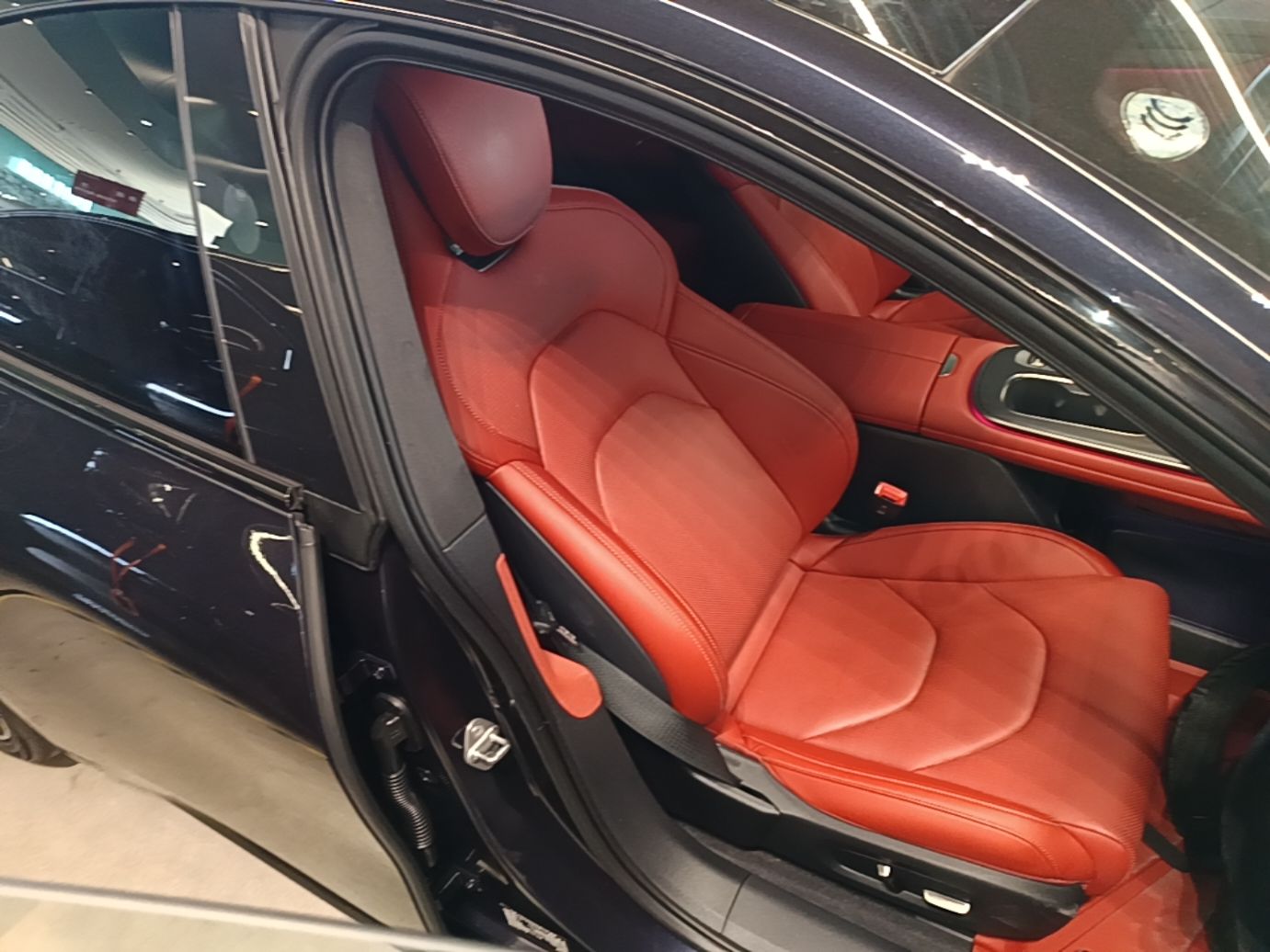 Xiaomi Auto SU7 2024 Four-Wheel Drive Ultra-Long Range Advanced Intelligent Driving Max Edition — снимка 19
