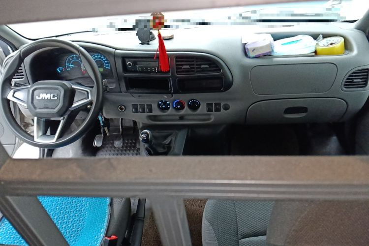 Used JMC Transit 2019 2.8T Commercial Version Long Wheelbase Mid-Roof 6-Seater Rear Single Tire China VI Emission Standard – JX493