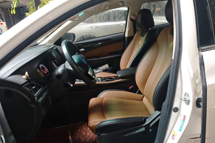 Used BYD Qin New Energy 2017 1.5T Luxury Model
