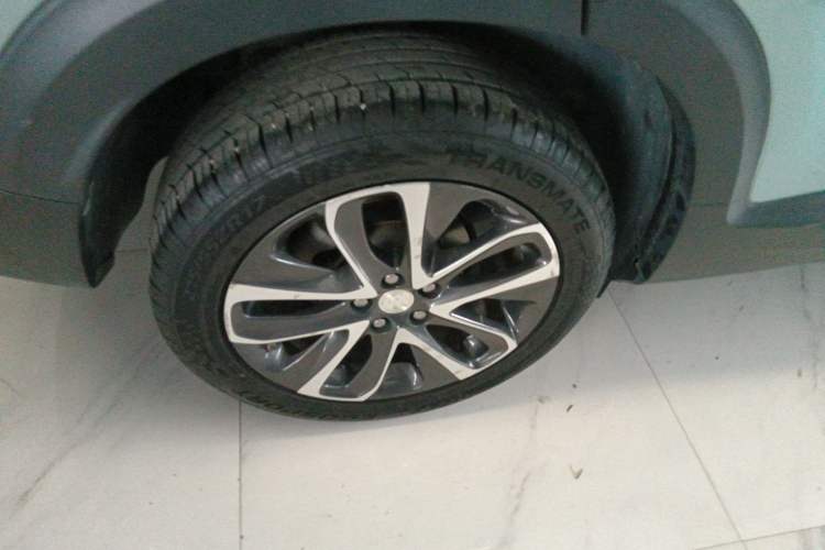 Used Buick Encore 2021 332T CVT Elite Edition Right Rear Wheel Hub