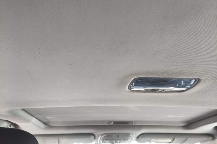 Used Haval H6 2017 Red-Label Sport Edition 1.5T Automatic Two-Wheel Drive Luxury Model Headliner