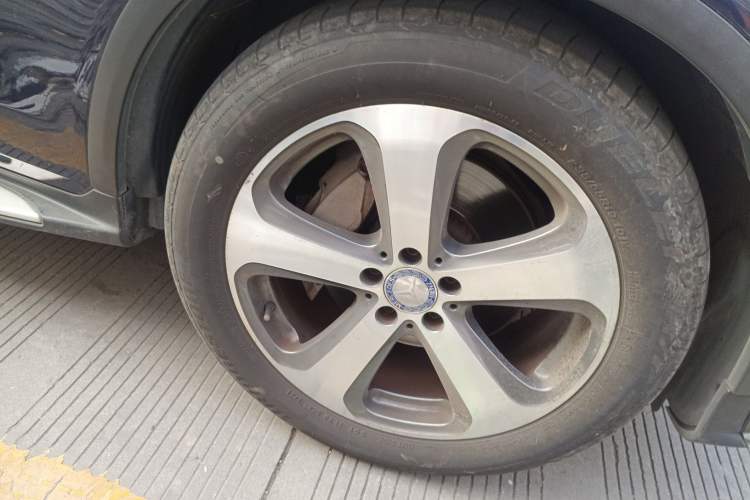 Used Mercedes-Benz GLC 2017 GLC 260 4MATIC Luxury Model