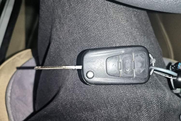 Used Roewe 350 2015 1.5L Automatic Luxury Sunroof Edition