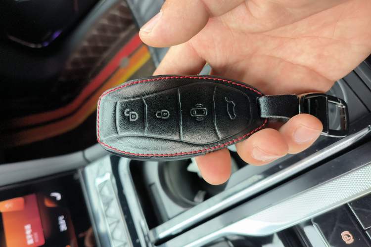 Used Hongqi H5 2023 2.0T Automatic Smart Connect Flagship Edition