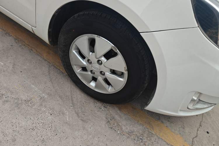 Used Kia K2 2011 Sedan 1.4L MT TOP
