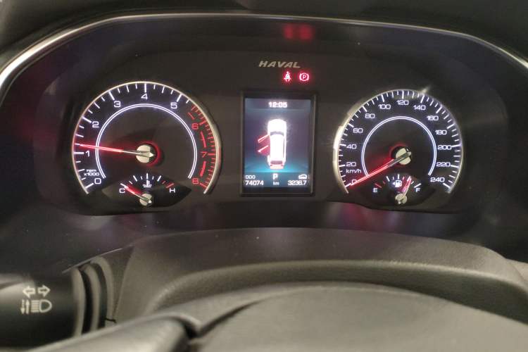 Used Haval H6 2017 Blue Label 1.5T Automatic Two-Wheel Drive ZhiShang Model Odometer Close Up