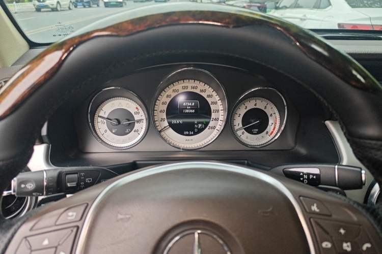 Used Mercedes-Benz GLK-Class 2013 GLK 300 4MATIC Dynamic Edition Instrument Cluster