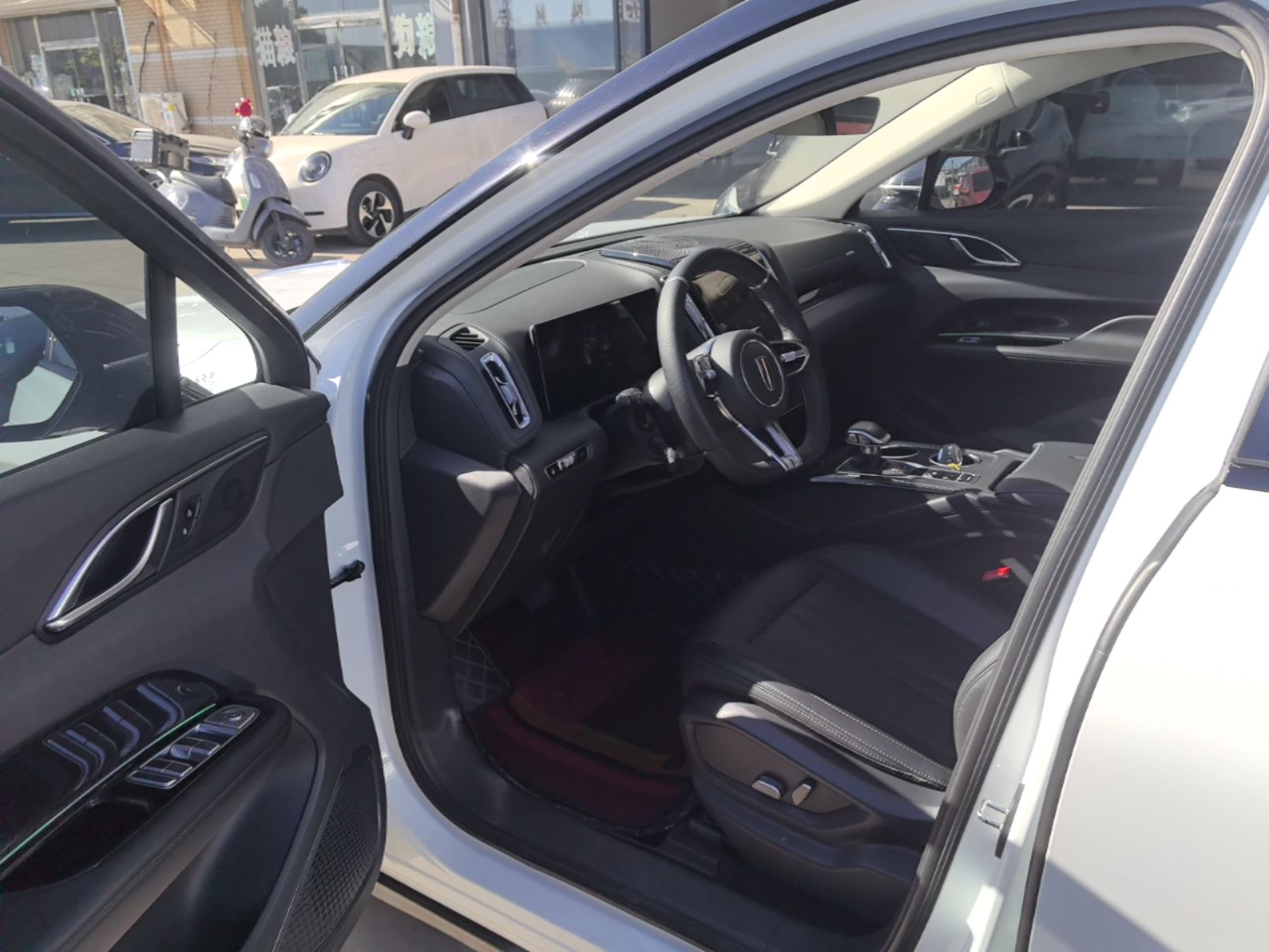 Hongqi HS3 PHEV 2024 PHEV 115km Jingwei Edition — снимка 18
