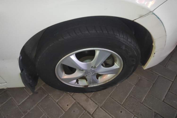 Used Hyundai Verna (older generation) 2014 1.4L Automatic Leading-Edge GLX
