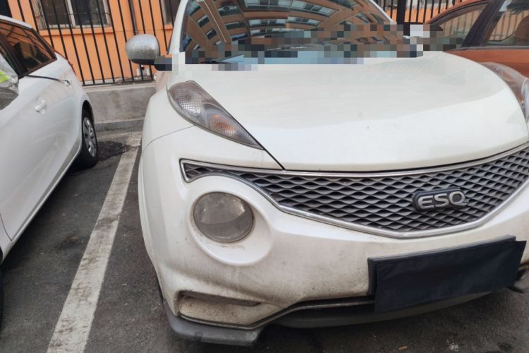 Used Infiniti ESQ 2014 1.6L Spontaneous Edition