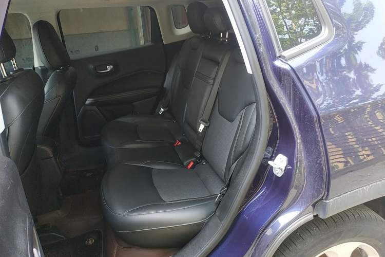 Used Jeep Compass 2020 220T Automatic Leading Edition