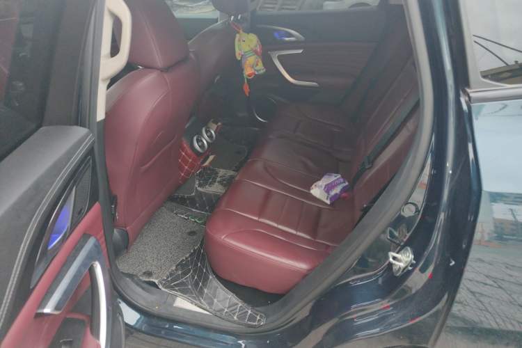 Used Wey VV7 2019 Upgraded Model 2.0T Flagship Version China VI