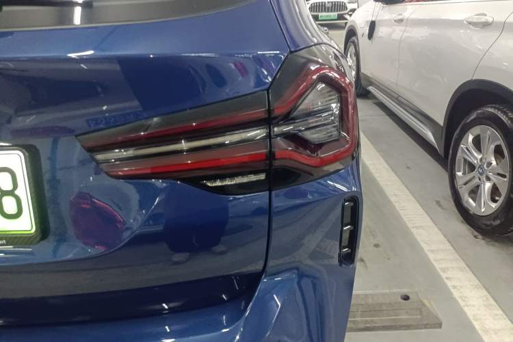 Used BMW iX3 2022 Leading Type Exterior 3