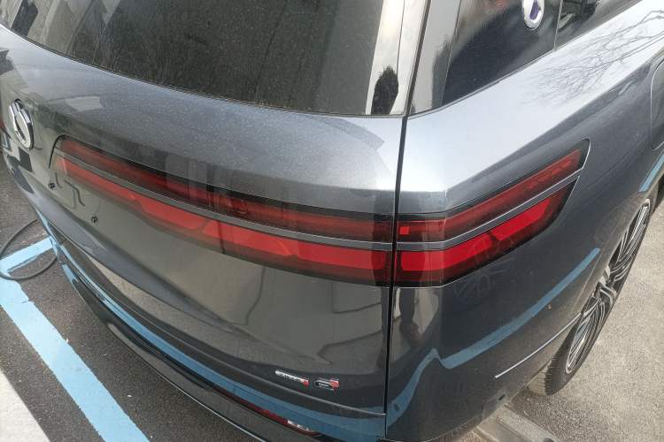 Used Denza N9 2025 Flagship Model
