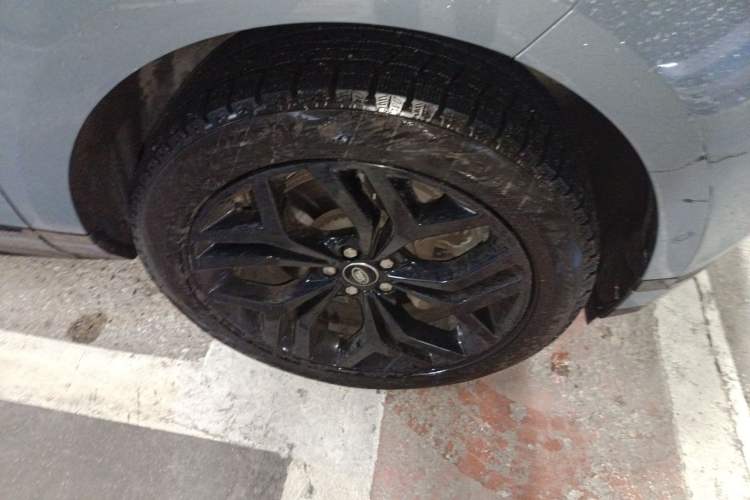 Used Land Rover Range Evoque 2020 249 PS R-DYNAMIC S First-Edition Sport Custom Edition
