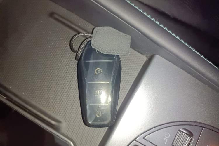 Used BYD Seal 06 New Energy 2024 DM-i 120KM Luxury Model
