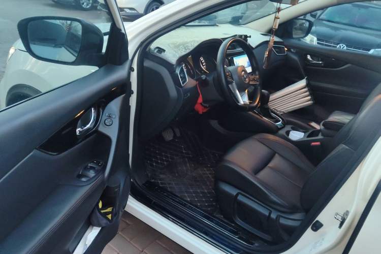 Used Nissan Qashqai 2022 2.0L CVT XV Smart Enjoyment Version Driver Seat