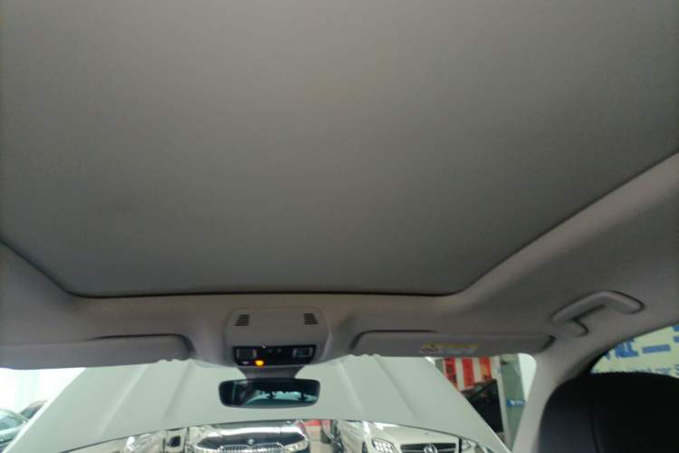 Used Volkswagen Tavendor 2023 380TSI Four-Wheel Drive R-Line Cruise Edition