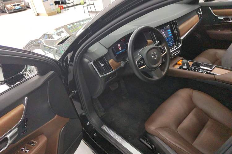 Used Volvo S90 2024 B5 Zhiyi Luxury Edition Driver Seat
