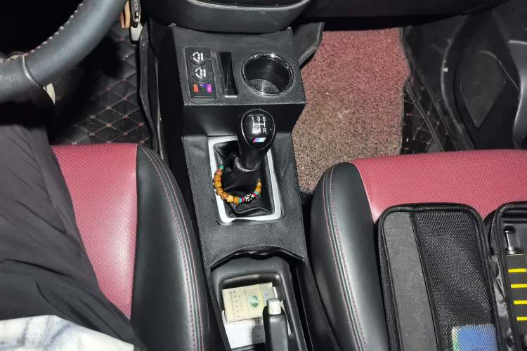 Used Oshan Olisway 2015 X6 1.4L Manual Mount Everest Edition
