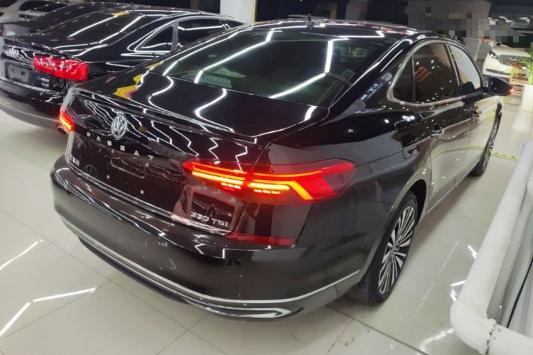 Used Volkswagen Passat 2019 330TSI Luxury Edition China VI Standard