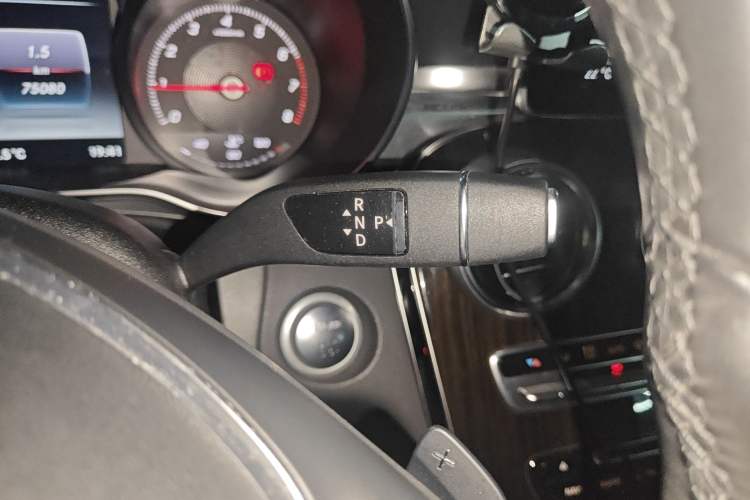 Used Mercedes-Benz GLC 2016 GLC 260 4MATIC Dynamic Edition