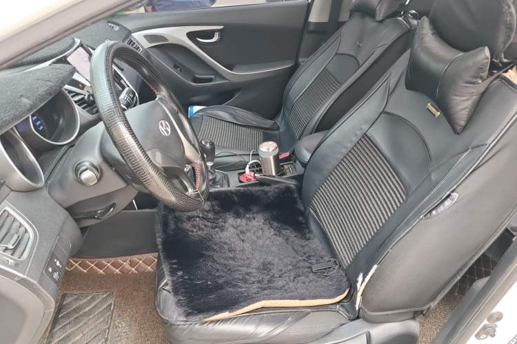 Used Hyundai Elantra (5th Generation / Langdong) 2015 1.6L Manual Leading Model