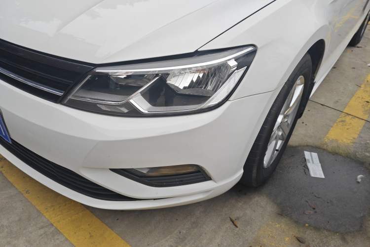 Used Volkswagen Lamando 2018 230TSI DSG Fashion Edition Left Front Headlight