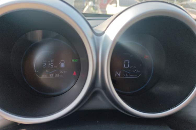 Used ORA Black Cat 2022 301km "Cute & Dynamic" Phosphate Iron Lithium
