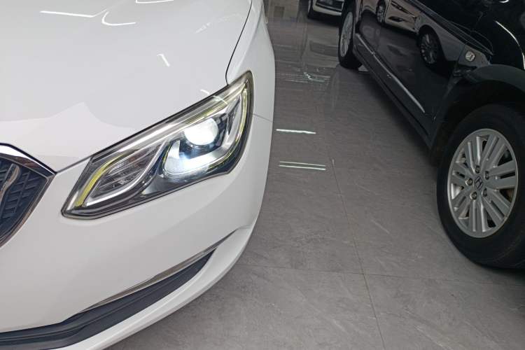 Used Buick GT 2017 15N Automatic Elite Version
