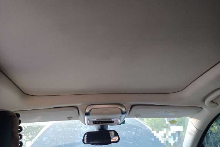 Used Cadillac XT5 2018 28T Four-Wheel Drive Luxury Model Headliner