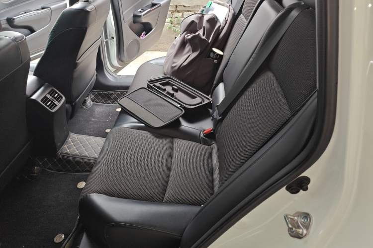 Used Honda Jade 2017 1.8L automatic Comfort version 5 seats