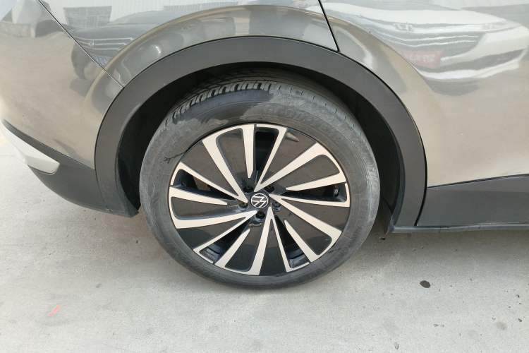 Used Volkswagen ID.4 X 2022 Pure Long-Range Version Exterior 5