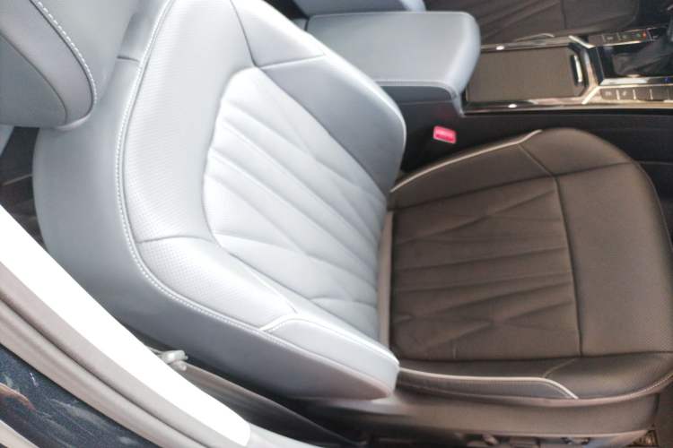 Used Volkswagen Passat 2023 330TSI Starry Luxury Edition