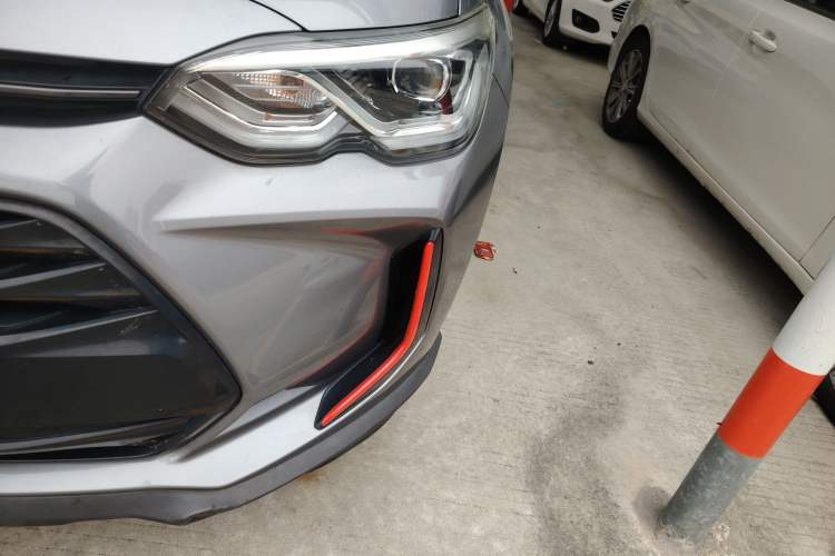 Used Chevrolet Orlando 2019 Redline 530T Automatic Enjoyment Version (5+2 Seating) China VI
