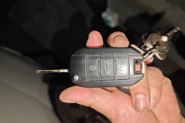 Used Dongfeng Aeolus L60 2015 1.8L Automatic New Enjoyment Model Vehicle Key