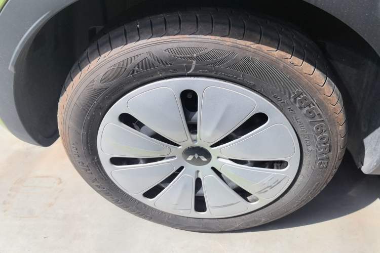 Used Wuling Bingo 2023 333 km Fast-Share Version Right Rear Wheel Hub