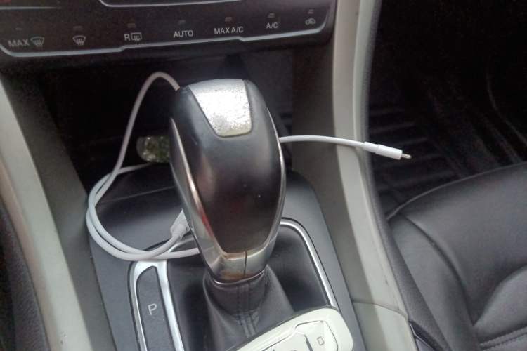 Used Ford Mondeo 2013 2.0L GTDi 200 Luxury Model