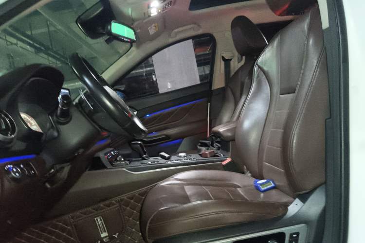 Used Wey VV7 2017 2.0T Flagship Model
