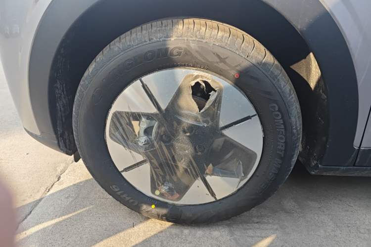 Used Geely Galaxy Geome 2026 Model 410km Exploration Edition Exterior 4