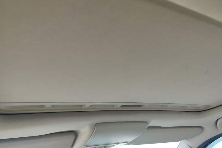 Used Volkswagen Lavida 2011 1.6L Automatic Premium Edition
