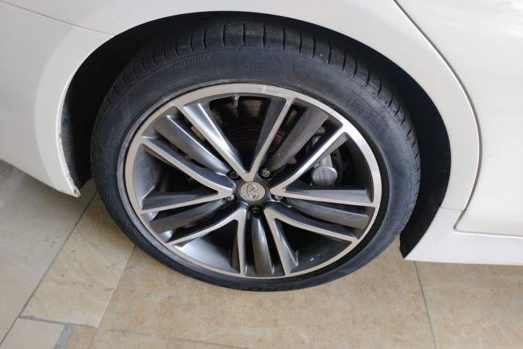 Used Infiniti Q50 2014 3.7L Luxury Sport Edition
