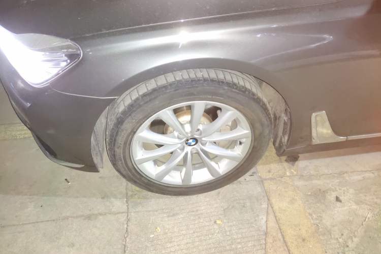 Used BMW 7 Series 2016 730Li Leading Model
